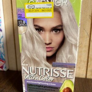 Garnier Nutrisse Ultra Color - Light Platinum Blonde